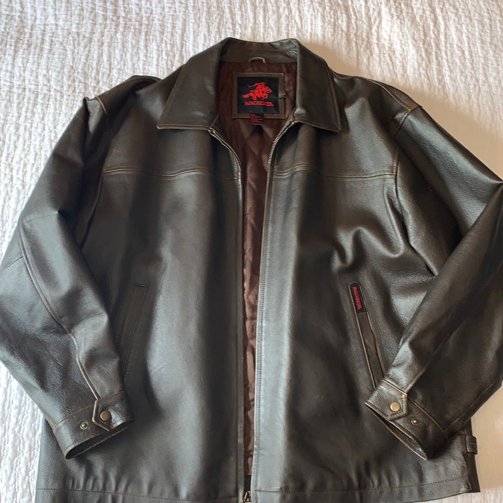 ** RARE FIND **. Winchester Firearms leather jacket. True collector's item.  2XL